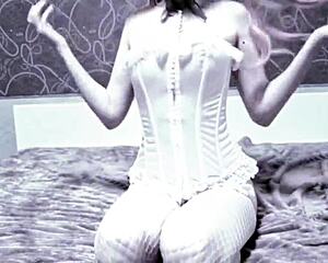 elzakom in sexy pantalone.