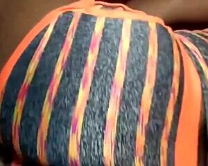 Sexy Asian Milf Uses Toys For Shaved Solo Sex Fun