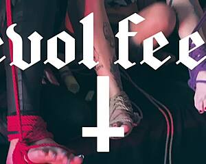 these feet love kinky games