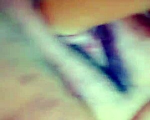 hey, i'm making myself squirt with pussy play 😈