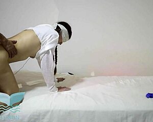 omg, surprised by the stranger during the shoot