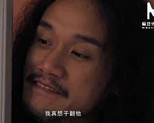 Modelmedia Asia Reveals Secret Blowjob Between Stepmother and Aunt in Stockings