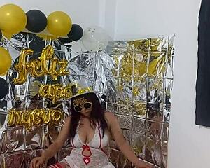 stepdaughter wears lingerie to seduce at hot party 😈