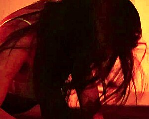 peruvian roxy santiago shows off her curves