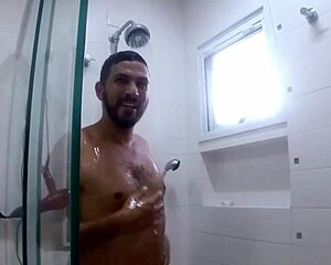 Latina's big pussy takes cock