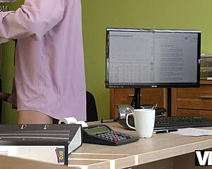 i'm fucking this blonde teen in vip4k casting interview