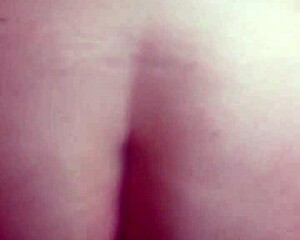 White bbw begs for backshots and cumshot