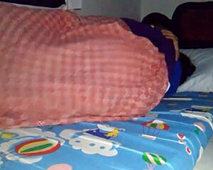 Madrastra's Unexpected Creampie Under Sheets After Massage