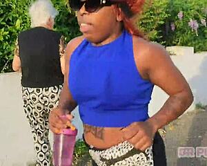 redhead with giant ass filmed training by lover at gym