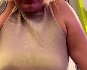 Wow, I didn't notice my shirt turned transparent with sweat at the gym