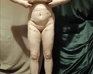 Σκλάβα πουτάνα ταπεινώνεται σε δημόσιο bondage