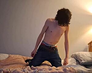 First Pillow Humping in Ages