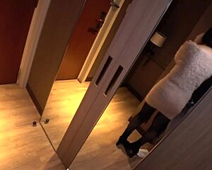 wow, saki-chan reacts so sensitively when touched