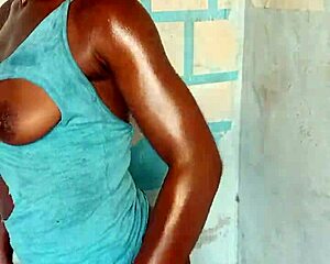 Come See the Sexiest Ebony Crazybitch from Ghana