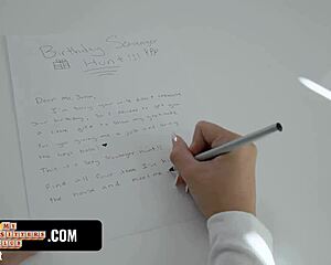 i found the hottest clues in this sexy scavenger hunt