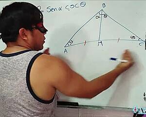 Ratkaise tämä trigonometrian ongelma kuumalla seksillä!