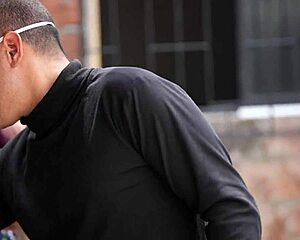 The electrical engineer visits the latina milf housewife to repair the electric fluid and fucks her.