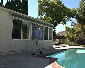 Luscious Lopez Shows Natural Boobs