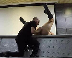 pamela y jesus teach about female caresses and cunnilingus adr075