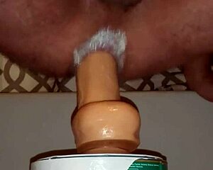 QUICK DILDO SESSION GAPS ASS!