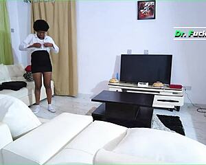 Amateur teen waits for stepbrother but gets fucked by doctor in hospital