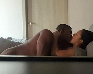 Amateur Couple Eats Pussy To Orgasm