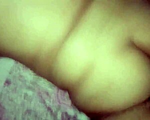 comendo putinha safada com for�a enquanto ela geme gostoso na minha pica a safada ama ficar de quatro pra mim enterrar minha piroca gostoso nesse bucet�o dela