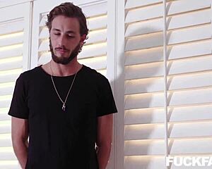 Older stepsis vanna bardot is home.