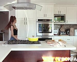 Older stepsis vanna bardot is home.