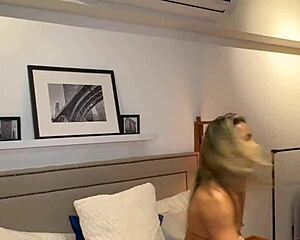 ela foi tirar minhas medidas e quando viu a grossura do mastro não caiu de boca