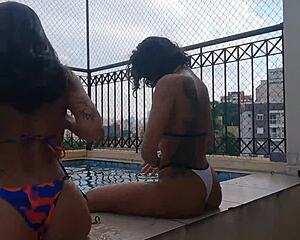 women prove they don't need men for endless complaining