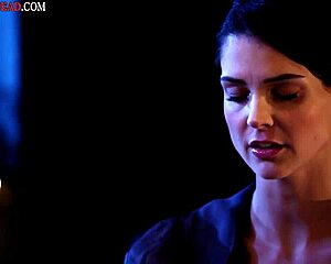 i accidentally watched full arabic translated episodes of femme fatales season one episode eleven