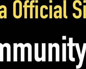 Jenna jay milks miles long with her nice tits in sensual pov orgasm