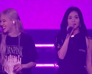 Enjoy the Born Pink Blink concert! 🎤🎶