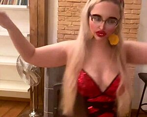 Belly dancer performs song by findom goaldigger