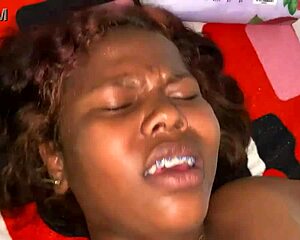 Follo con el senxual masajista tiene unas manos milagrosas una polla deliciosa