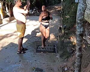 pingo na bunda featuring el toro de oro and paty bumbum with cousin couple