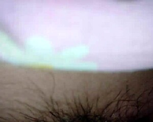 Open this pure pussy with white legs worth licking