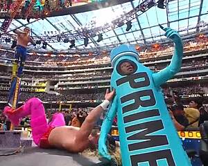 Seth Rollins Vs Logan Paul Wrestlemania 39