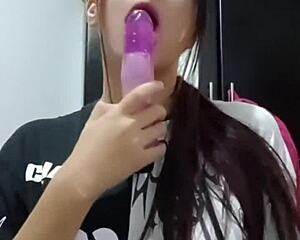 the masseuse i hired ended up fucking me in this homemade real video 😏