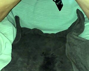 Velvet rain 23 squirting severely with intense toy fucking.