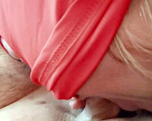 Pierced Swan Blowjob And Cumshot In Car