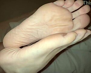 18-Year-Old Girl Teaches Sugar-Daddy Tight Pussy Fucking