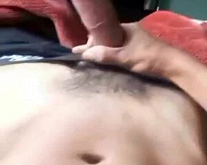 Recopilacion De Joven Moreno Bronceado Sacando Su Leche Parte1