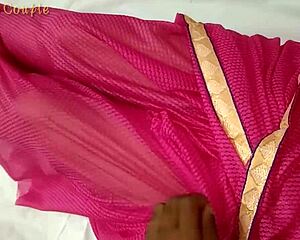 गाव की आंटी की चुत मार के चुचे पे लंड का रस डाला