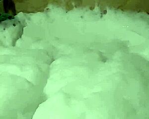 cyno enjoys solo bubble bath fun 😊