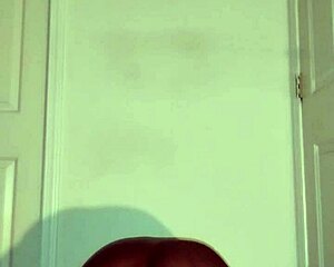 Spreading my buttocks while meditating and stretching to this song