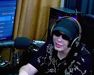 belinha baracho kisses host passionately and grabs his cock