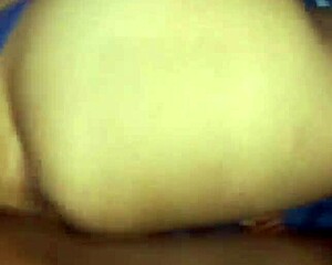 novinha muito gostosa gosta de ser fudida forte com 4 paus brasileiros enormes