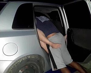 Casadinha Gostosa Se Acabando na Vara Preta na Rua Completo no Red